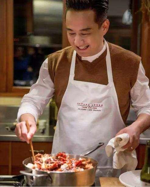 圈内人爆料黄磊做饭视频,圈内人曝光烹饪视频，美食爱好者纷纷点赞  第2张